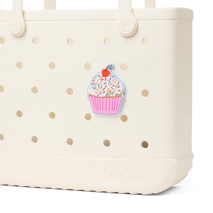 BOGG BIT SPRINKLE CUPCAKE